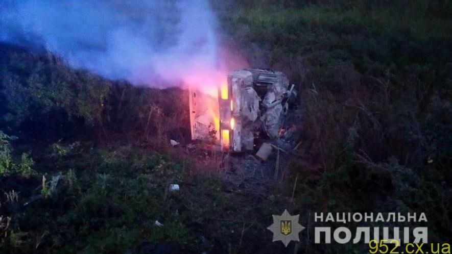 ДТП под Мелитополем: погибло 5 человек, среди которых 3 детей — в полиции рассказали подробности